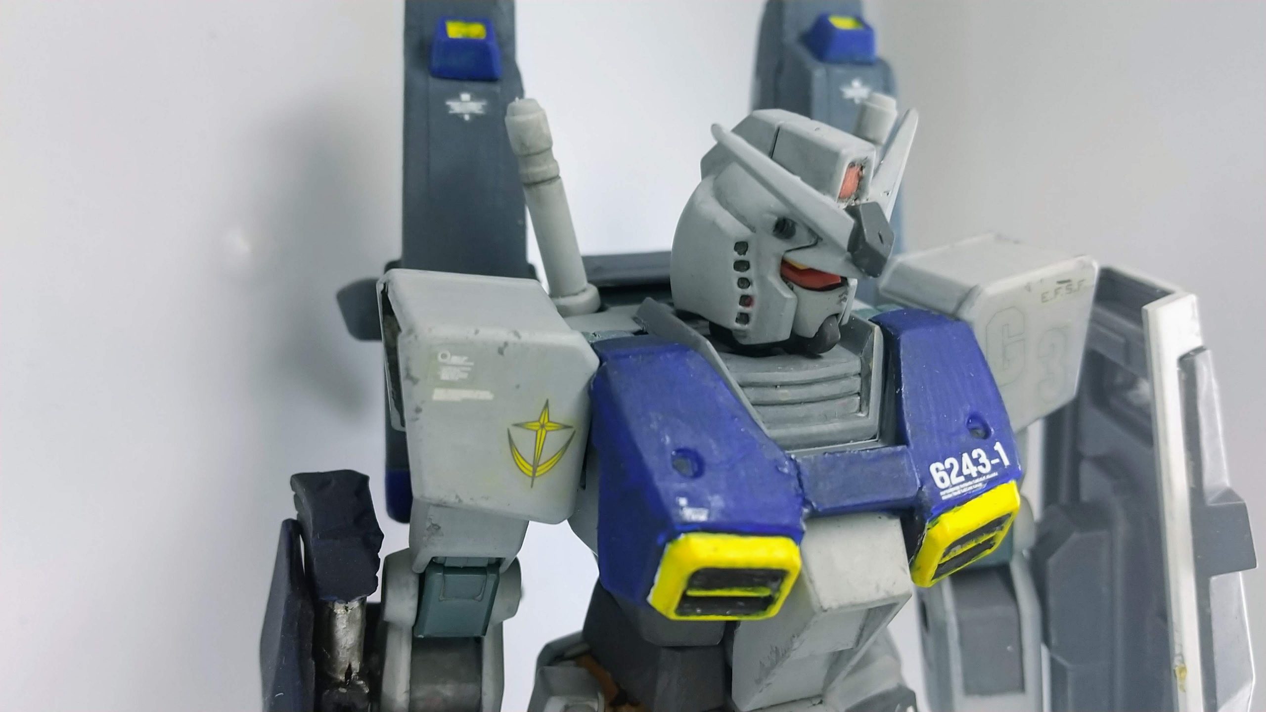 EG 1/144 少い νガンダム 脚部② ガンプラ ジャンク