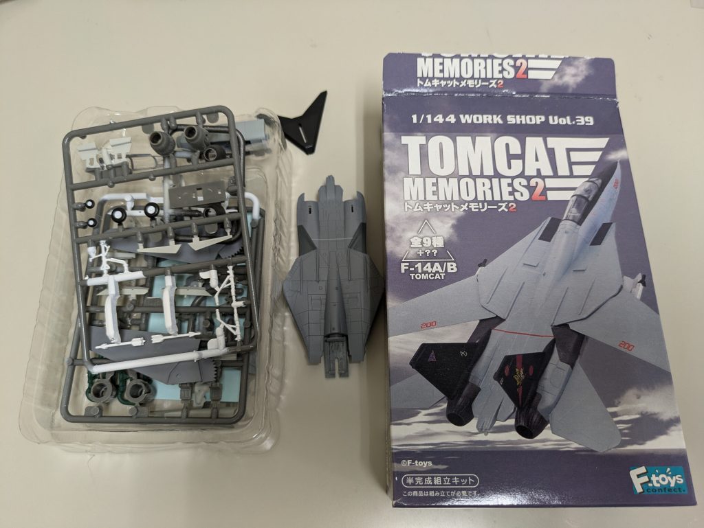 F14　トムキャット　プラモ　1/144　1/72　改造